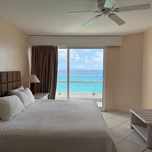 Sapphire Beach Club Resort